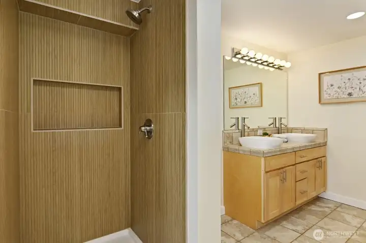 Lower Bath tiled shower