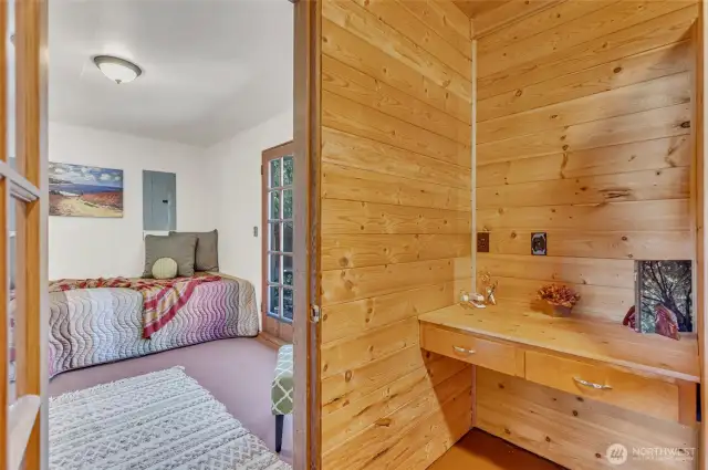 Built-In Desk Area ..