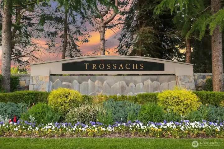 Trossachs residents enjoy exclusive access to 13 neighborhood parks, miles of walking and biking trails, sports courts, and playgrounds. Conveniently located near I-90, with easy access to Microsoft, Amazon, hiking, lakes, and skiing, this home is ideally situated for both work and play.