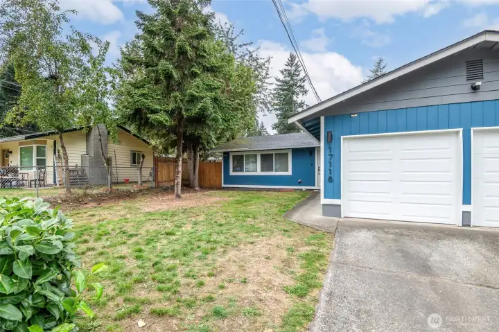 Beautiful 1 Story Home with stunning upgrades!