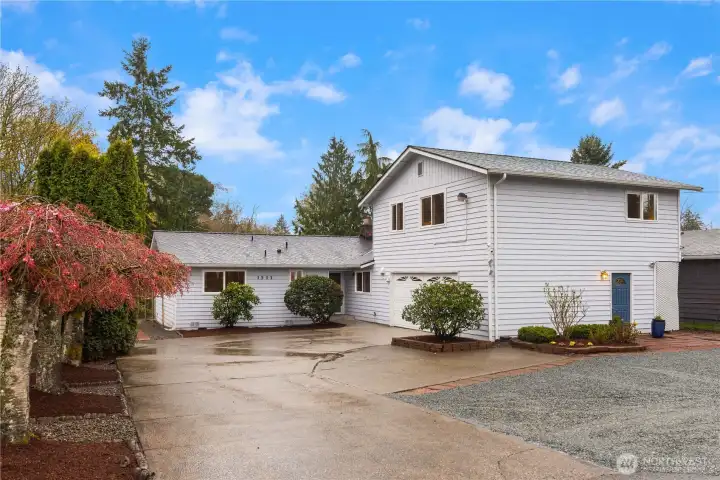 These type of properties do not come around very often. Give it a look and we think you'll agree that this one is special.