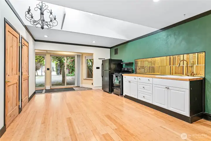 Detached finished structure