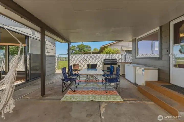 Patio to Hot Tub