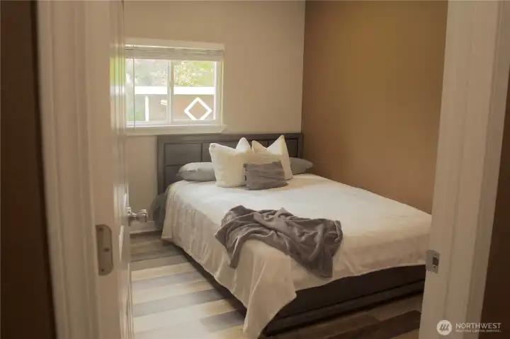 Second spacious bedroom