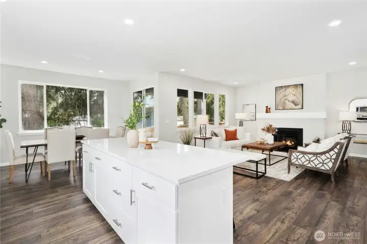 **THIS HOME IS A UNDER CONSTRUCTION. Photos are of a different home, same floorplan. Colors, features and specs will vary.