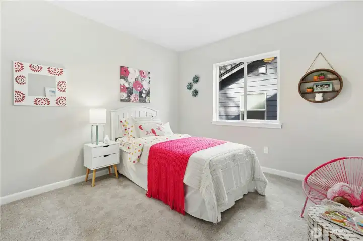 **THIS HOME IS A UNDER CONSTRUCTION. Photos are of a different home, same floorplan. Colors, features and specs will vary.