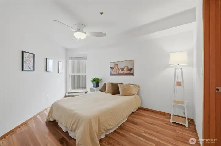 Primary BR...so spacious! Primary BR...so spacious!