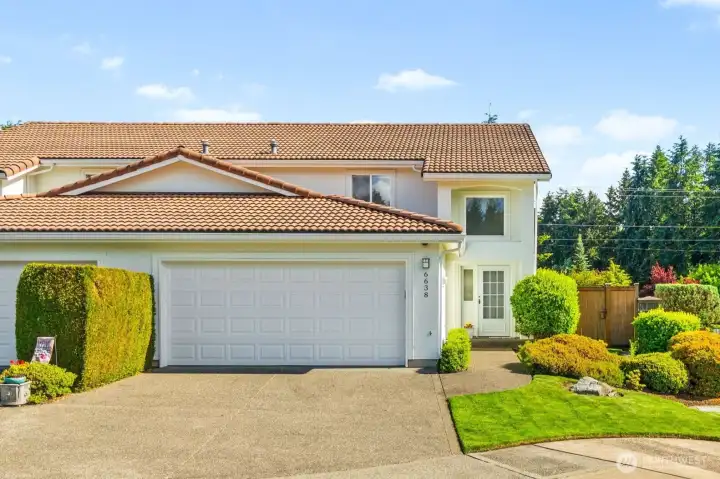 The 2-car attached garage--finished on the inside--is key to the ease and comfort this condo offers. The 2-car attached garage--finished on the inside--is key to the ease and comfort this condo offers.