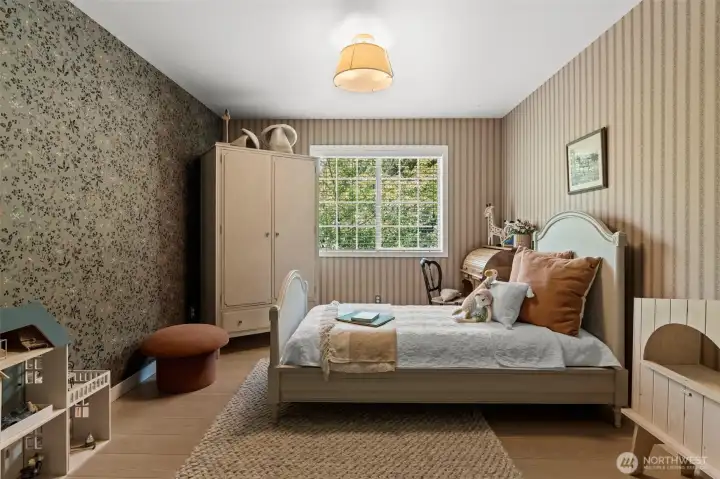 custom wall paper in 2nd bedroom