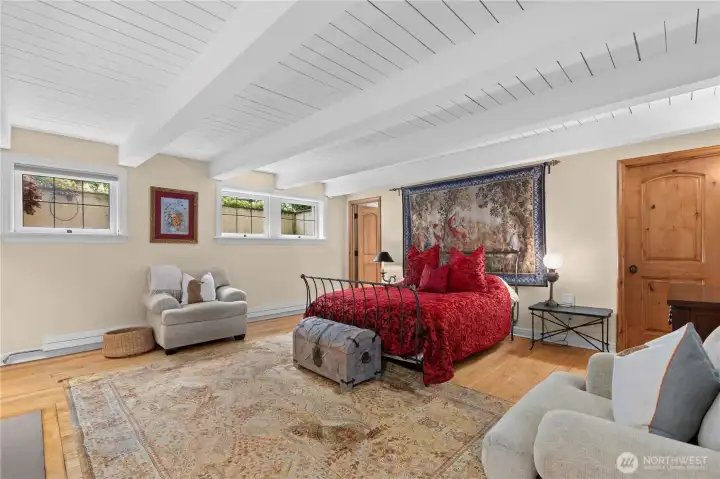 Lower level guest suite with its own ensuite. Lower level guest suite with its own ensuite.