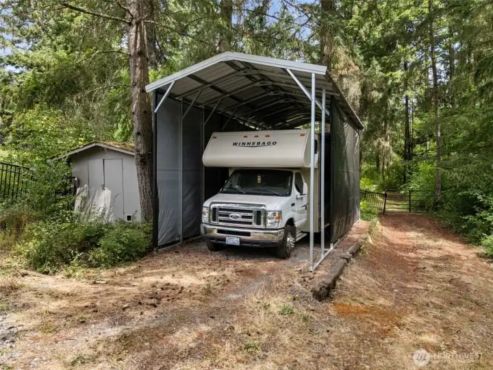 RV/Boat Parking