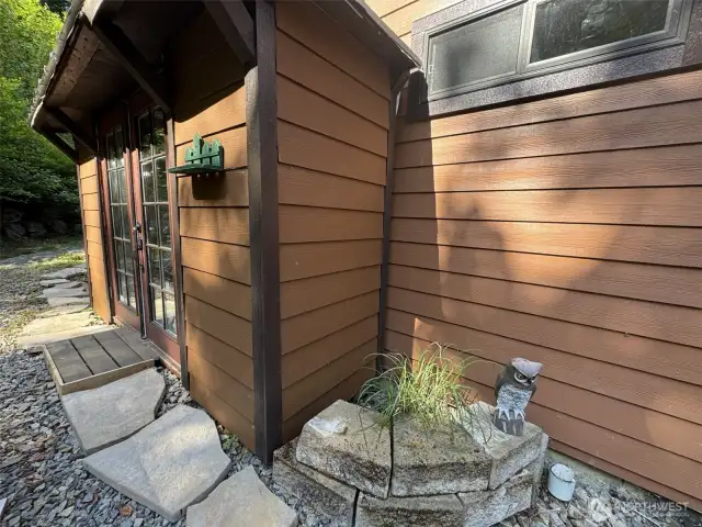Garden shed
