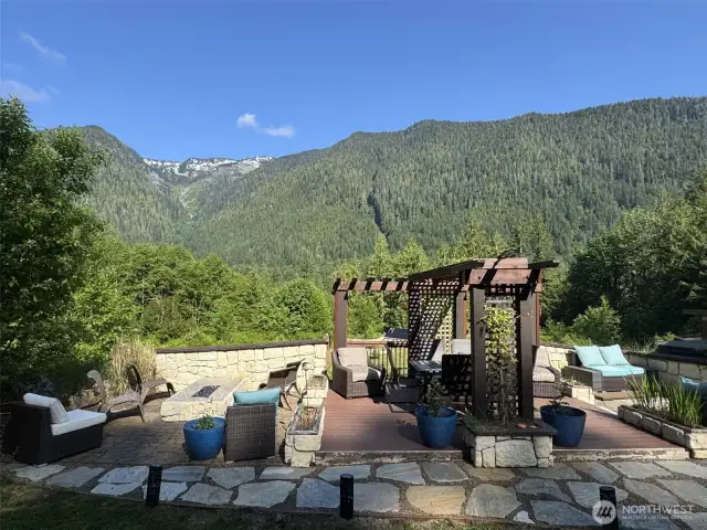 Ah... That special allure that beckons you to unwind and embrace nature's beauty.