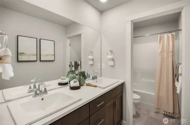 Main Bath upstairs