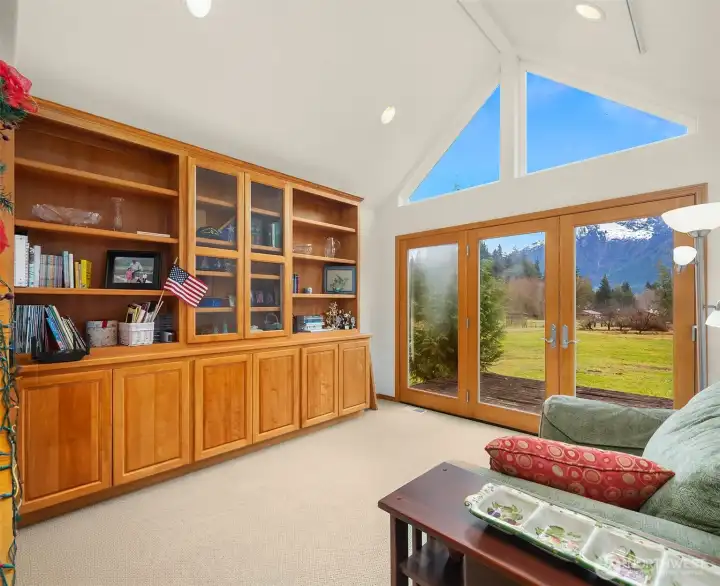 The private study/office/library