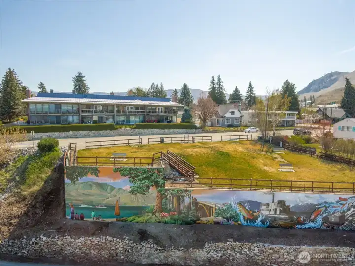Best setting for walking the Riverwalk trail, getting to Downtown, Brews on the Bridge or just enjoying life at Lake Chelan.