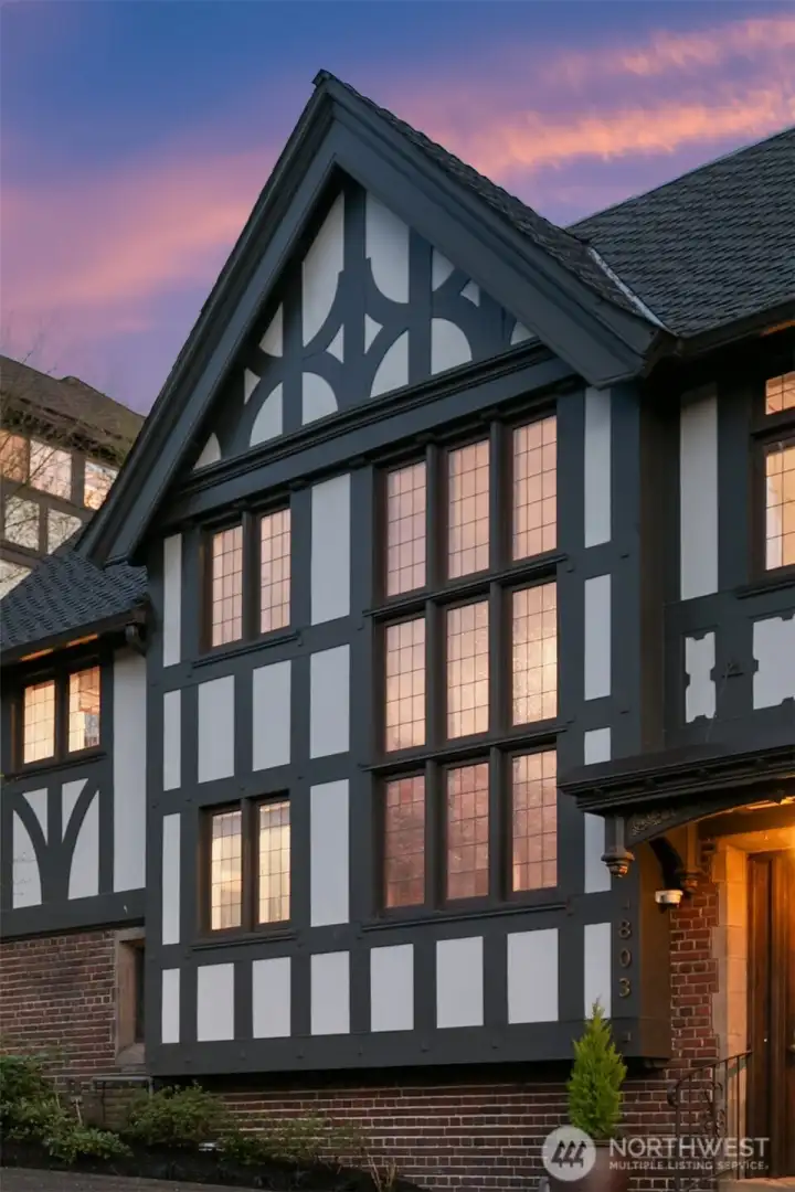 Classic architecture in Seattle's favorite neighborhood. Steps to restaurants, shopping and light rail. Easy access to Interstates 5 and 90 as well as Highway 520.