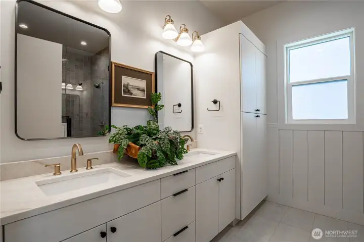 Primary bath