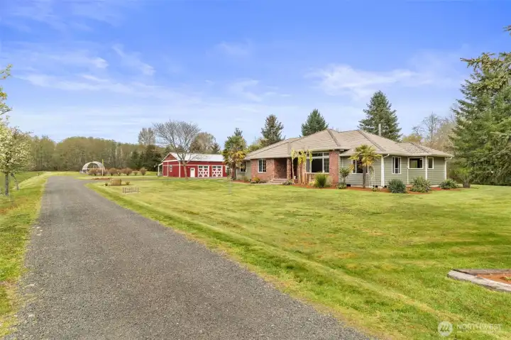 Level gravel drive after gated entry