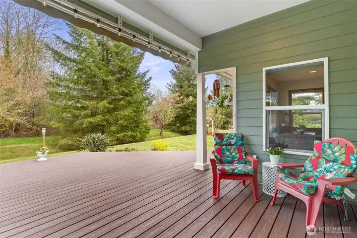 Trex decking and remote controlled automatic sun shade