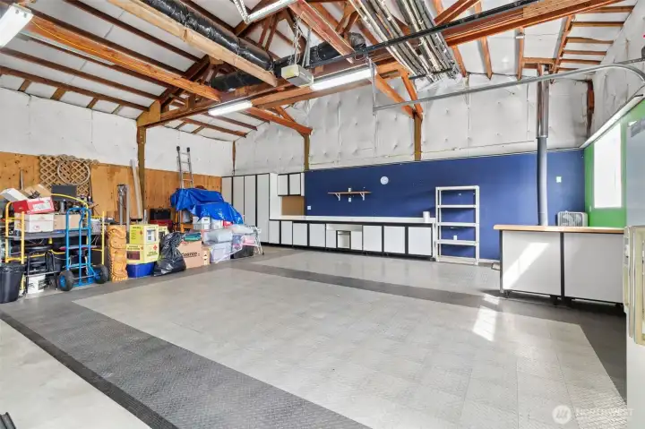 Cable hook up so you can watch the big game!