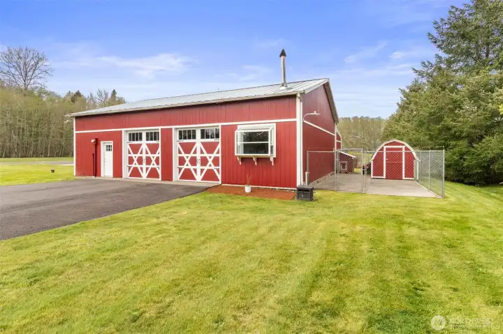 Premium dog enclosure