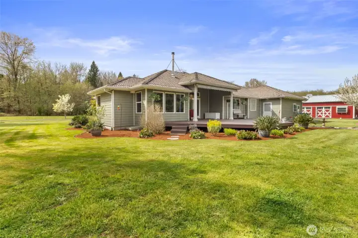 Such a beautiful setting for a beautiful home