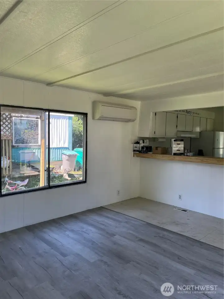 Looking towards the kitchen. See the mini-split?