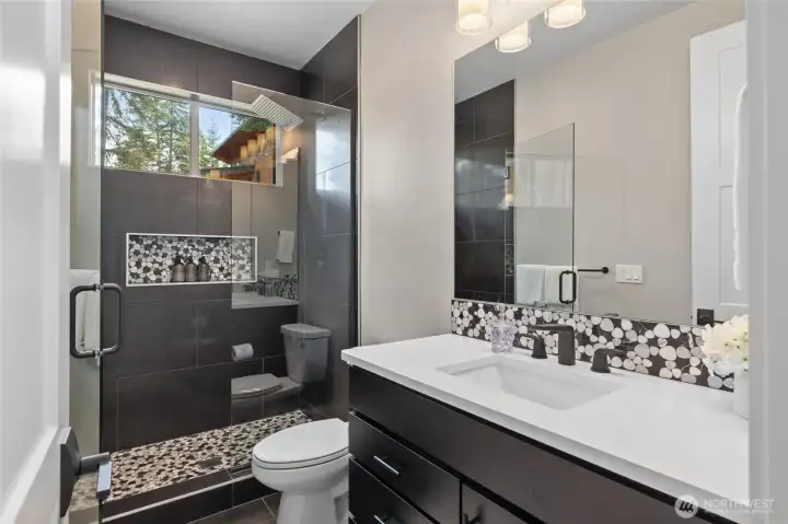 2nd Bedroom Bath