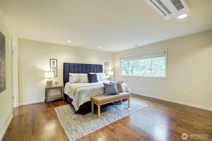 Primary bedroom. Primary bedroom.