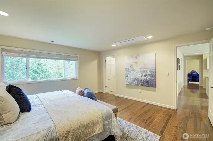 Primary bedroom. Primary bedroom.