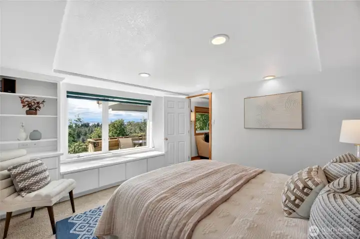 Apartment also enjoys the same protected view. Apartment also enjoys the same protected view.