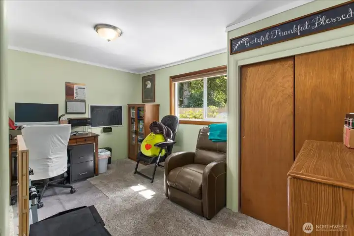 Second bedroom / office Second bedroom / office