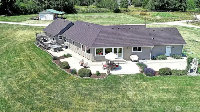 Welcome to 1010 Mallard Lane...