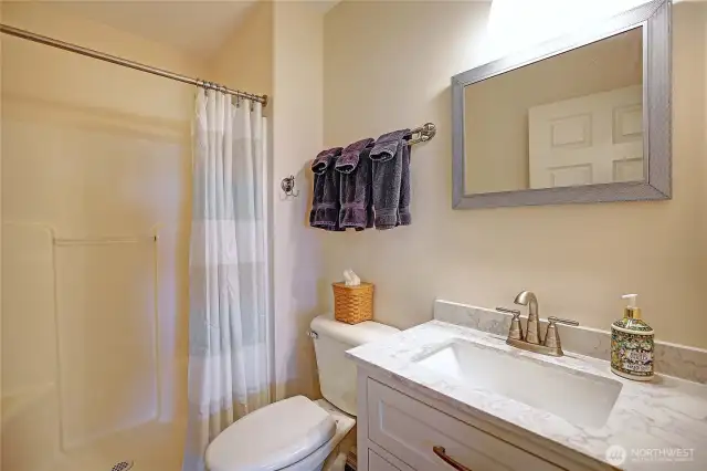 3/4 bath/mudroom...