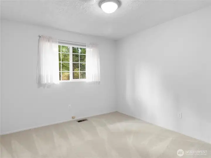 3rd room for office or bedroom.