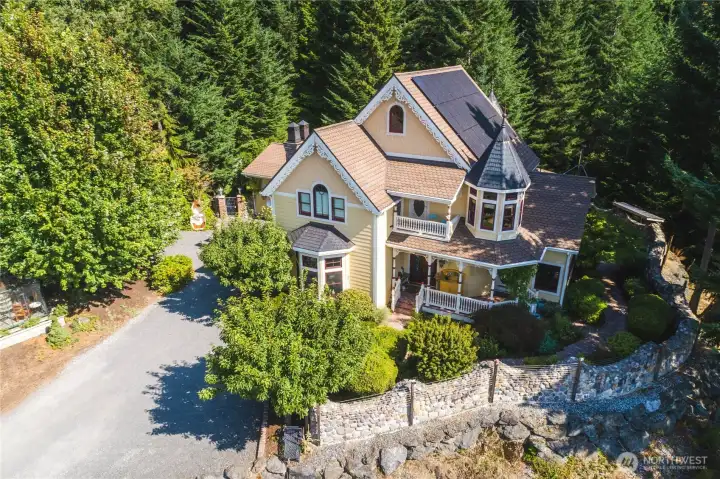 Sited high on a hill for maximum privacy and spectacular views