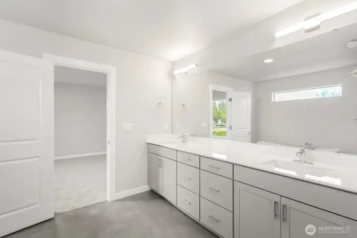 Pics are of same plan. Colors and finishes may vary. See Site Agent for details.