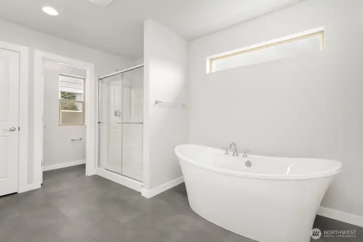 Pics are of same plan. Colors and finishes may vary. See Site Agent for details.