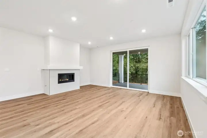 Deck off of greatroom