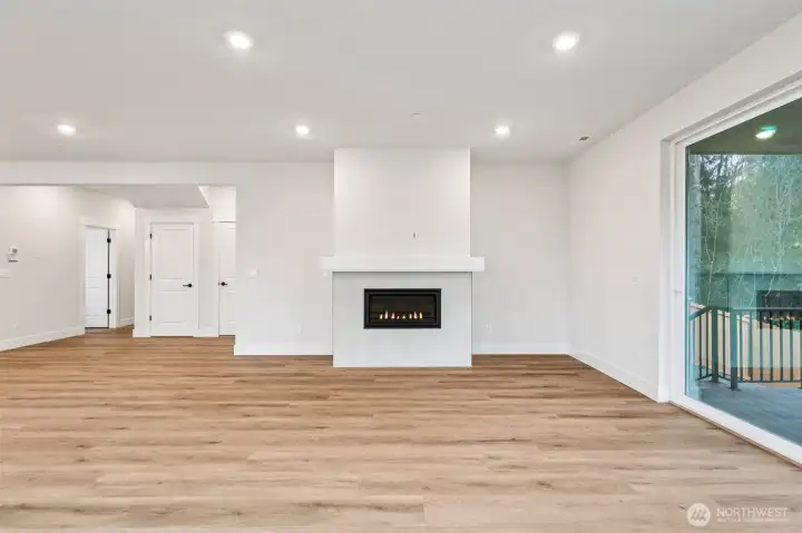 Gas fireplace, Smurf tub to hid TV and cable wiring.