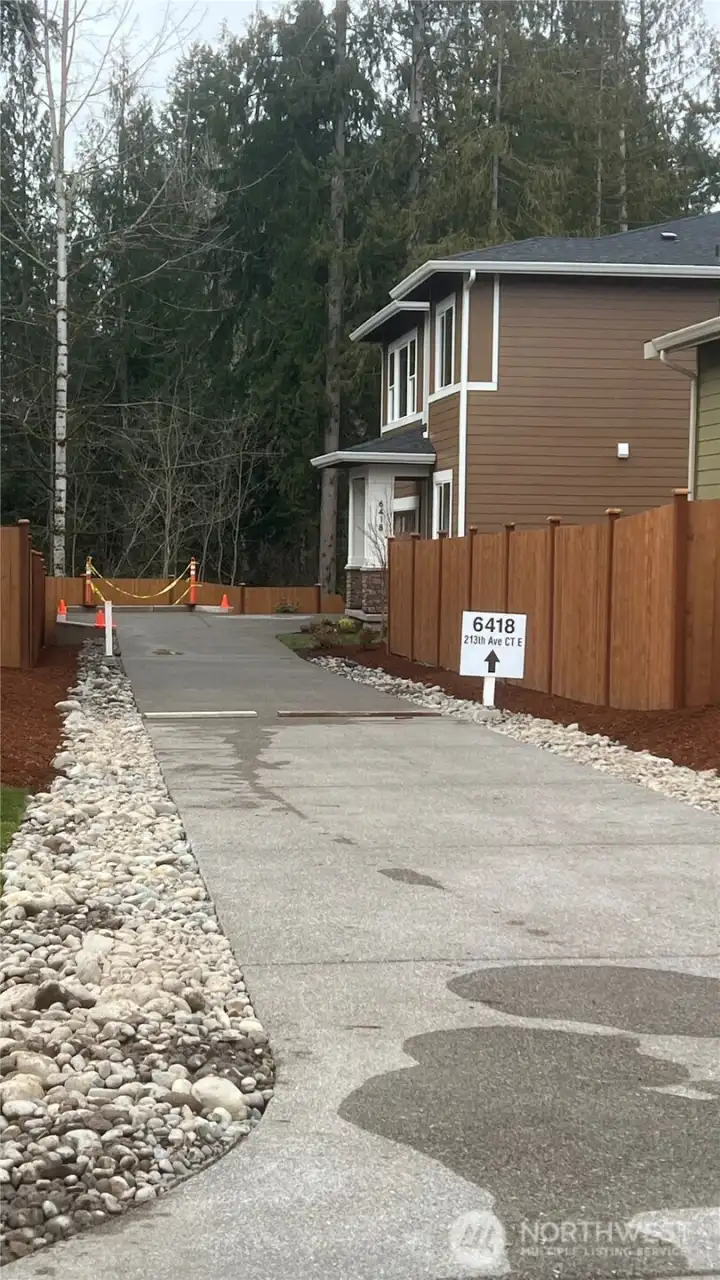 Long private driveway