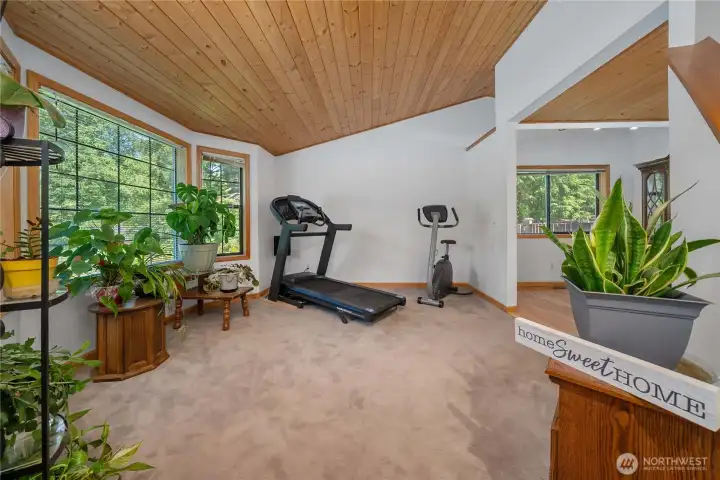 Sitting room upon entry!