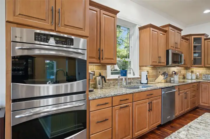 Love the wall oven!