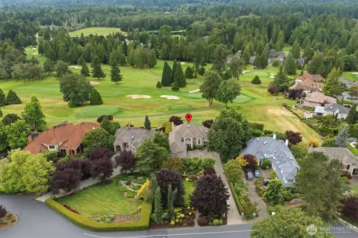 The home sits on 1.5 lots. Front yard landscaping is a botanical garden. Wonderful territorial views in the background The home sits on 1.5 lots. Front yard landscaping is a botanical garden. Wonderful territorial views in the background