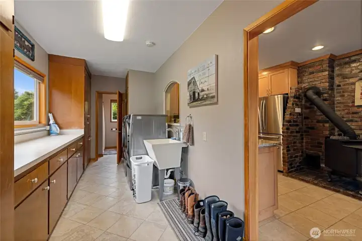 Spacious utility room