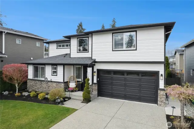 Beautiful Harbour Home completely Turn-Key