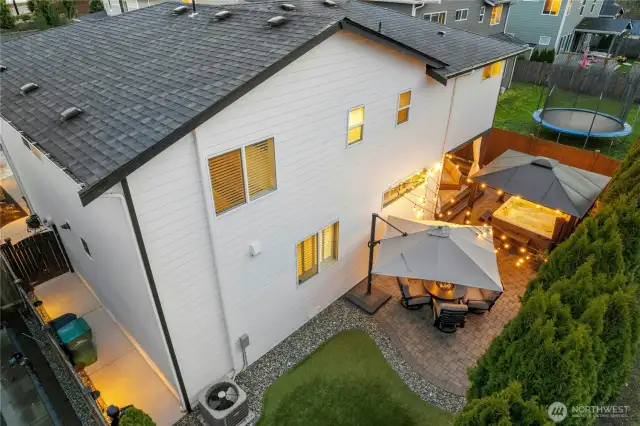 Sprinkler System, turf, custom landscaping & lighting & Air Conditioning to name a few!