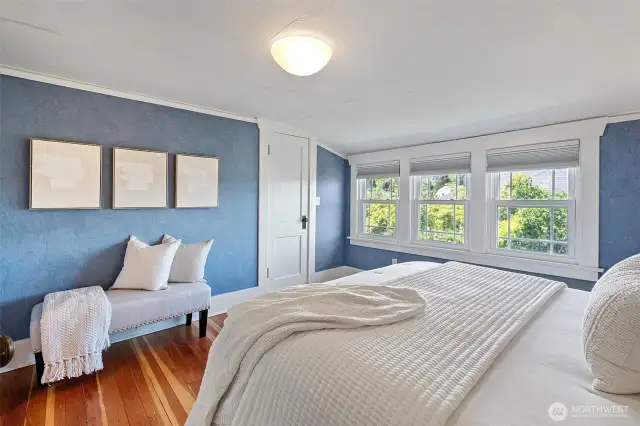 3 bedrooms on up level - here's one.