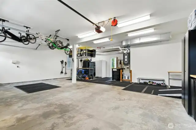 Fully Finished 3 Car   Garage